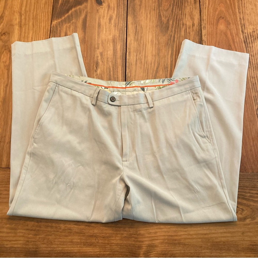 Tommy Bahama Mens 38x30 Beige 90% Silk Pleated Pants